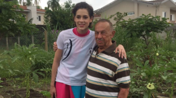 Sophia Abrahão e o avô, Geraldo Abrahão - Divulgação