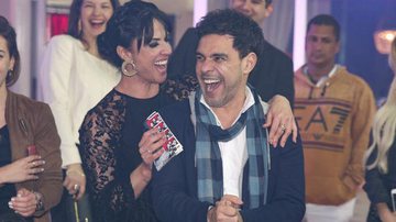 Zezé Di Camargo ganha festa de aniversário surpresa - Deividi Correa / AgNews