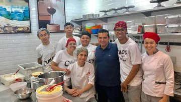 Buddy Valastro visita Carlo's Bakery - Divulgação