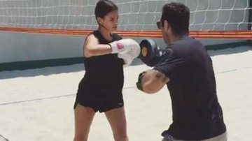 Bruna Marquezine mostra habilidade em seu treino de luta - Reprodução Instagram