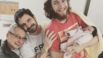 Caco Ciocler e sua família - Reprodução / Instagram
