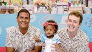 Pablo Sanábio celebra ao lado do marido primeiro ano da filha, Manuela - Reprodução / Instagram