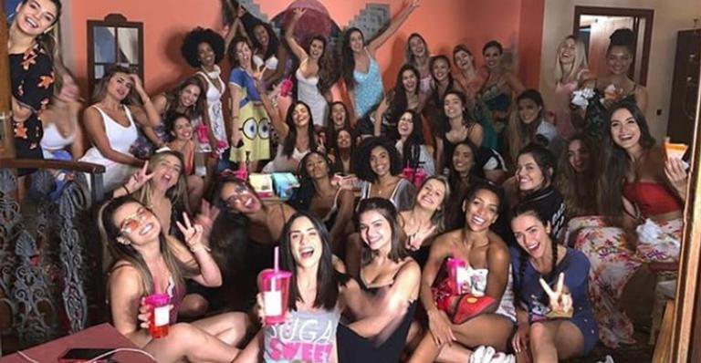 Bailarinas do Faustão se reúnem em festa do pijama - Reprodução / Instagram