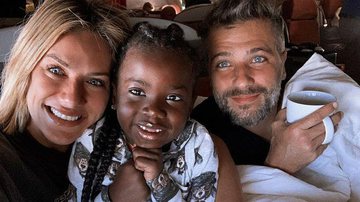 Giovanna Ewbank,  a filha Titi, e o marido Bruno Gagliasso - Reprodução/Instagram