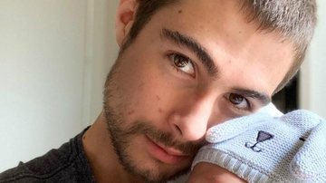 Mãe de Rafael Vitti registra momento íntimo do filho com Clara Maria - Instagram
