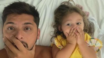 Pai Coruja! Bruno Gissoni compartilha momento fofíssimo de descontração com a filha e web se encanta - Reprodução/Instagram