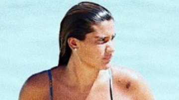 Giulia Costa deixa web eufórica ao ostentar corpão sarado em praia: “Sério, não dá” - Reprodução/Instagram