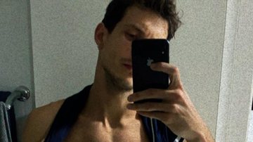 Namorado gatíssimo de ex-BBB Flayslane surge sem camisa e corpo sarado chama atenção - Reprodução/Instagram