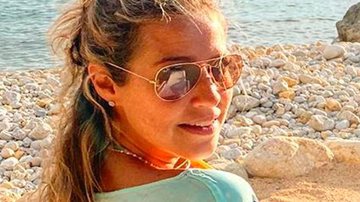 Luana Piovani aproveita praia em Ibiza e mostra os pernões ao sol - Reprodução/Instagram