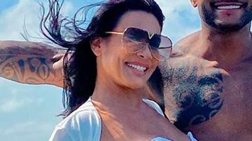 Scheila Carvalho reúne marido e filha em raro clique na praia e encanta - Reprodução/Instagram