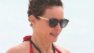 Rita Guedes curte dia de praia com biquíni micro e ostenta corpão - AgNews/Dilson Silva