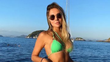 Filha de Renato Gaúcho puxa calcinha do biquíni em passeio de barco e deixa web babando - Reprodução/Instagram