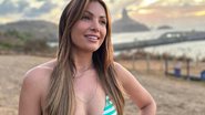 Aos 46 anos, Patrícia Poeta posa com maiô decotado e ostenta corpão - Instagram/Ana Clara Marinho