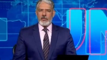 William Bonner quebra o protocolo no JN e revela mudança na Globo: "Evitar a fama" - Reprodução/ TV Globo