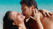 Larissa Manoela agarra o namorado e troca carícias na praia: "Imensidão" - Reprodução/ Instagram