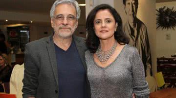 Morre o diretor teatral Aderbal Freire Filho aos 82 anos; ele era casado com a atriz Marieta Severo - Reprodução/AgNews