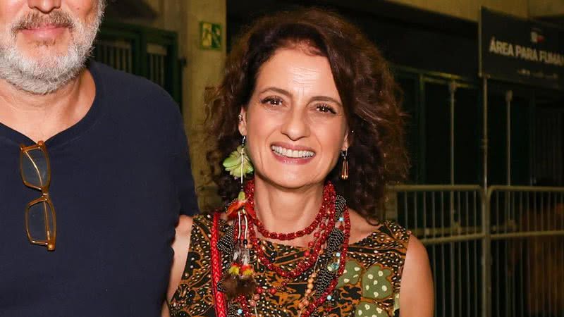 Afastada da TV, Denise Fraga faz raríssima aparição pública com o marido - Tomzé Fonseca/AgNews