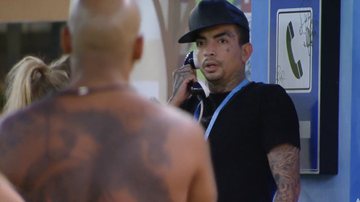 O cantor MC Guimê atende Big Fone novamente e manda Key e Black direto para Paredão; confira - Reprodução/Globo