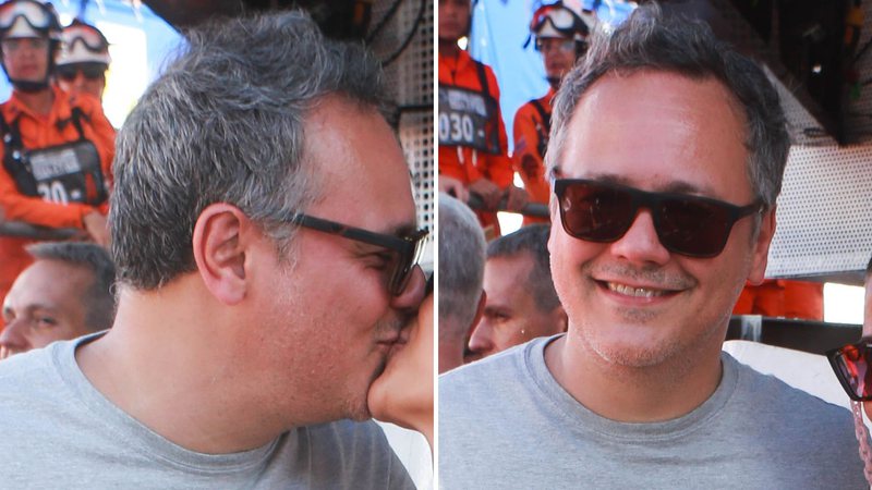 O ator Danton Mello dá beijão na esposa em rara aparição no Carnaval de Salvador; confira cliques - Reprodução/AgNews