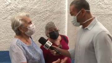 Repórter do 'Mais Você' leva patada de entrevistada ao vivo - Reprodução/TV Globo