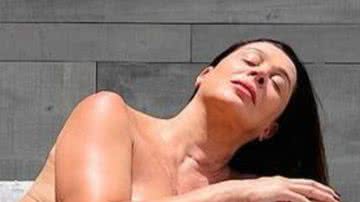 A atriz Claudia Raia posa totalmente nua e exibe barrigão de grávida: "Leve e linda" - Reprodução/Instagram