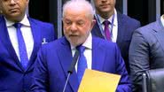 Deputada expõe convite recebido para a posse de Lula e web reage: "Do lixo ao luxo" - Reprodução/ Globo