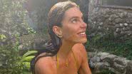 Esposa de Cauã Reymond empina de microbiquíni após banho de cachoeira: "Que mulher" - Reprodução/Instagram