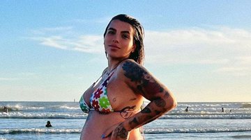 Filha de Maurício Mattar exibe barrigão tatuado no sétimo mês: "Impressionante" - Reprodução/ Instagram