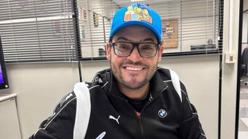 O humorista Matheus Ceará renova contrato com SBT e comemora nas redes sociais: "Juntos" - Reprodução/Instagram