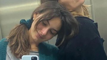 Marina Moschen publica primeira foto ao lado de namorada: "Litros de lágrimas" - Reprodução/ Instagram