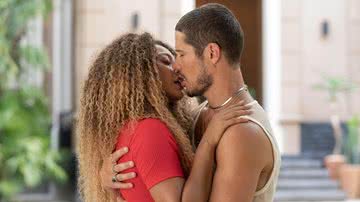 Sol e Lui se beijam pela primeira vez em 'Vai na Fé' e público vibra nas redes sociais; confira - Reprodução/Globo