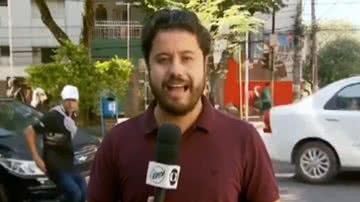 Homem invade câmera e mostra parte íntima durante reportagem ao vivo na Globo - Reprodução/Instagram
