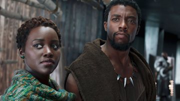 Lupita Nyong'o e Chadwick Boseman em Pantera Negra - Divulgação/Marvel Studios