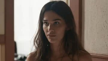 Renascer: Enciumada, Mariana se insinua para João Pedro e leva fora - Reprodução/TV Globo