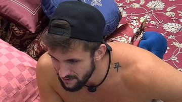 BBB21: Arthur demonstra medo e prevê a própria eliminação: "Acho que bati no Paredão errado" - Reprodução/TV Globo