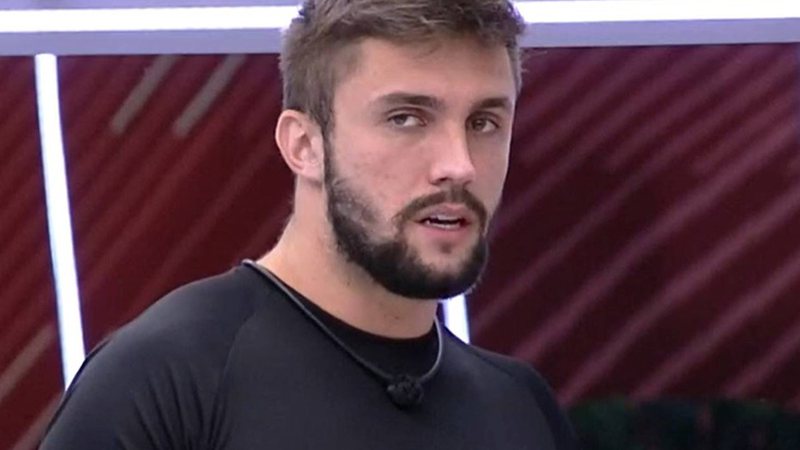 Arthur se irritou ao ser escolhido para o Monstro no BBB21 - Reprodução/TV Globo
