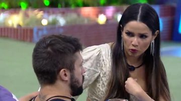 BBB21: Arthur se preocupa com o futuro de sister e Juliette oferece ombro amigo: "Não vou deixar de dar um abraço" - Reprodução/TV Globo