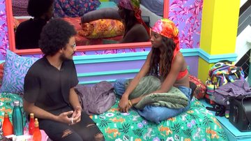 BBB21: Camilla de Lucas não passa pano e critica postura de João durante o programa ao vivo: "Não concordo" - Reprodução/TV Globo