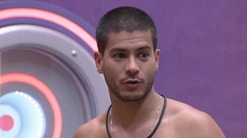 BBB22: Arthur acredita que produção está enganando os brothers: "Não comprei a ideia" - Reprodução/TV Globo