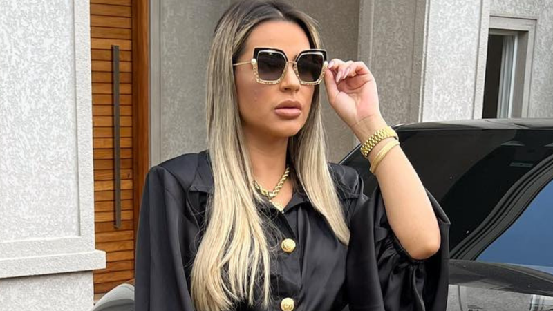 Ostentação! Deolane Bezerra gasta R$ 200 mil em itens de luxo e conta: "Não paguei" - Reprodução/Instagram