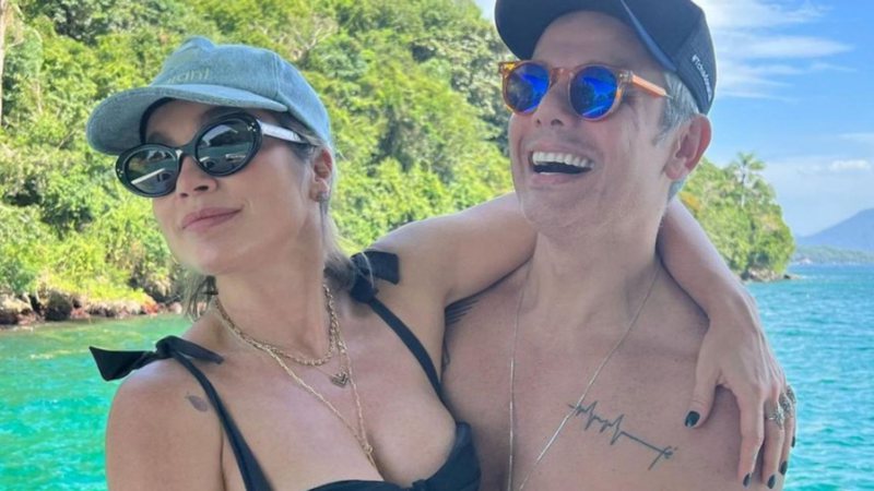 Flávia Alessandra posa usando maiô atoladinho e fãs babam: "Homem de sorte" - Reprodução/Instagram