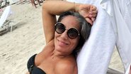 Aos 58 anos, Glória Pires posa de biquíni e barriga trincada rende elogios: "Perfeita" - Reprodução/Instagram