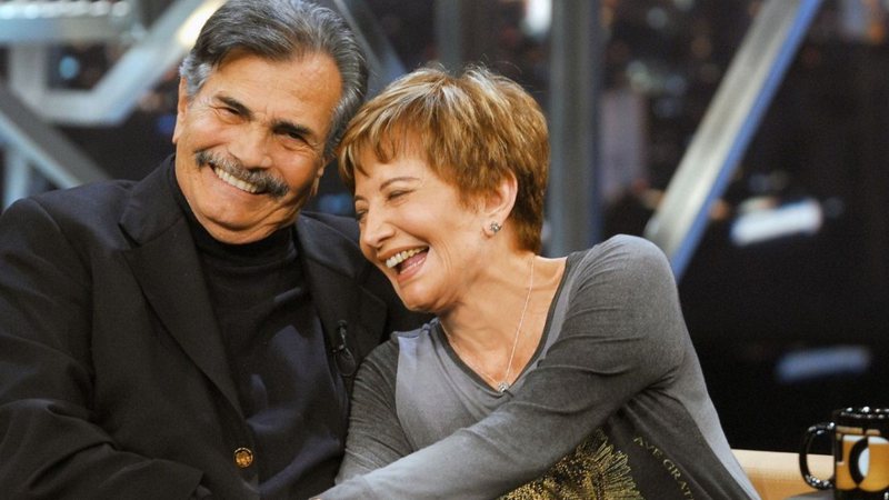 Em uma de suas últimas aparições na TV, Gloria Menezes e Tarcísio Meira trocaram juras de amor eterno: "Eu preciso dele" - Reprodução/TV Globo