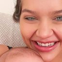 Filha do sertanejo Leandro posa com o filho nos braços e beleza choca: "Parece de mentira" - Reprodução/Instagram