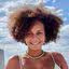 Ex-BBB Jessilane Alves surge na praia e seios fartos chamam atenção: "Gostosa"