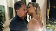 Esposa de Leonardo dá bronca no marido após beijo de olho aberto: "Ciuminho" - Reprodução/ Instagram