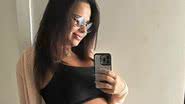 Viviane Araújo mostra músculos ao redor do barrigão de grávida na reta final - Reprodução/Instagram