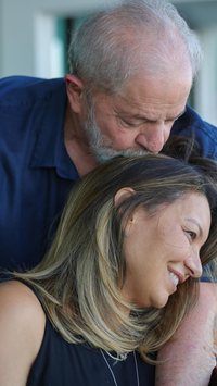 O casamento romântico de Lula e Janja