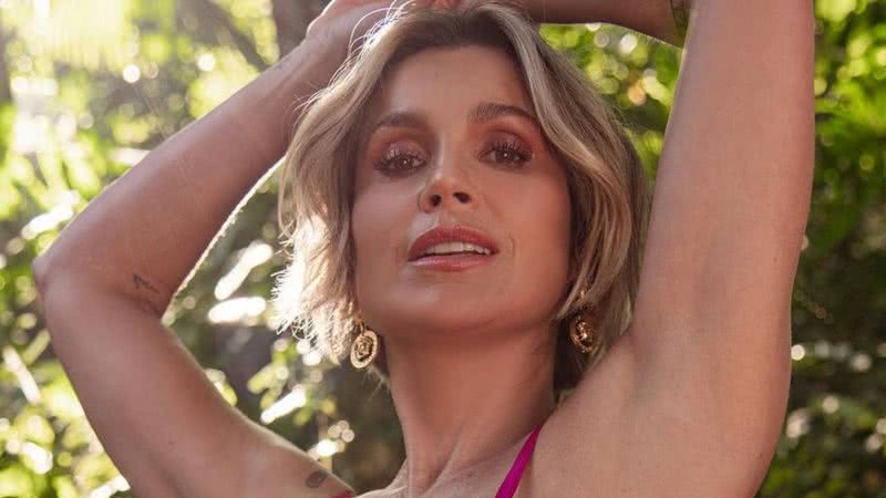Flávia Alessandra posa com look brilhante e exibe barriga super sarada: "Gata" - Reprodução/Instagram