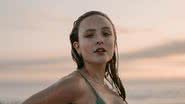 Larissa Manoela sensualiza durante banho de mar e corpão rende elogios - Instagram